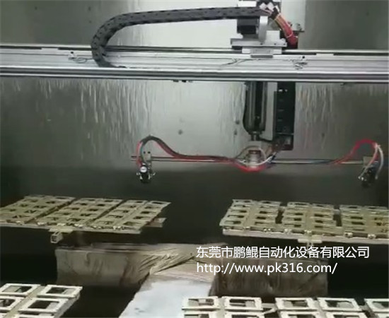 竹制工藝品自動(dòng)噴涂設(shè)備.
