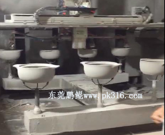 自動(dòng)噴涂設(shè)備2