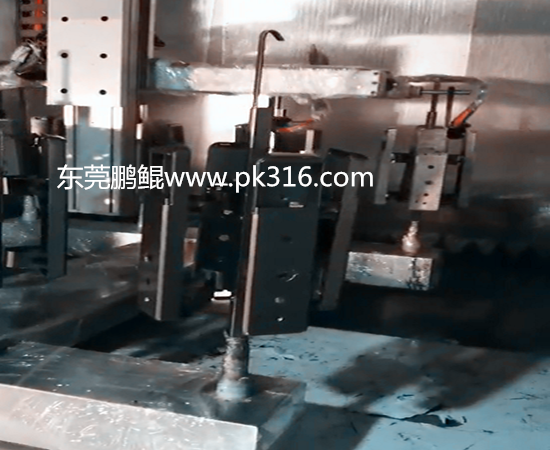智能鎖自動噴漆機2