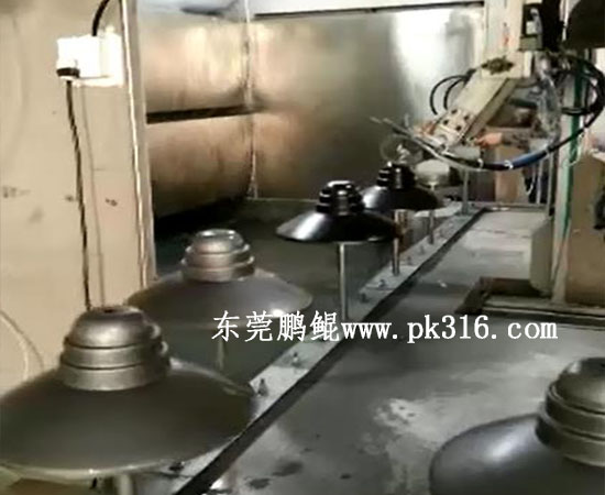 燈飾自動噴漆機1