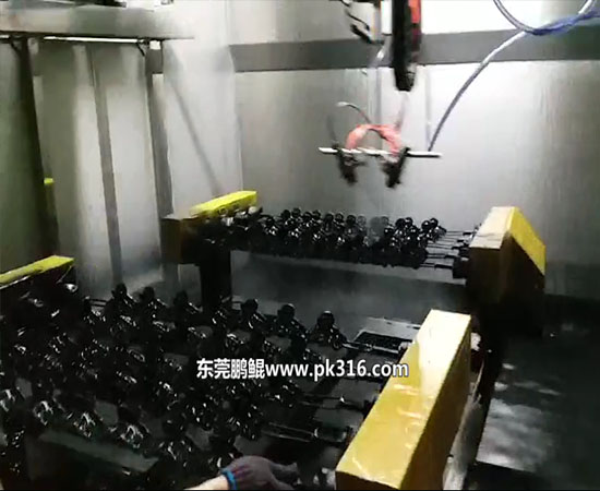 發(fā)夾自動噴漆機1