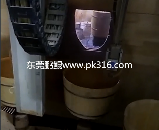 泡腳桶自動噴漆設(shè)備