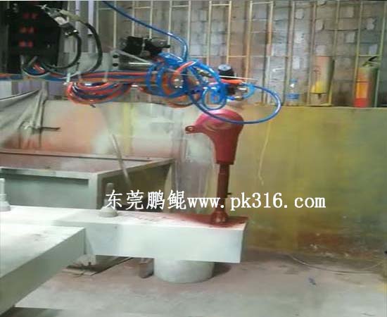 電吹風(fēng)機(jī)五軸噴涂設(shè)備2