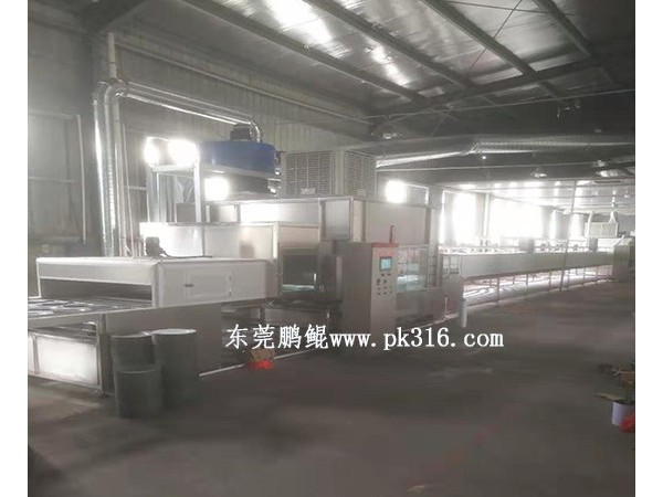東莞小型UV噴漆設(shè)備，廠家直銷優(yōu)惠多!