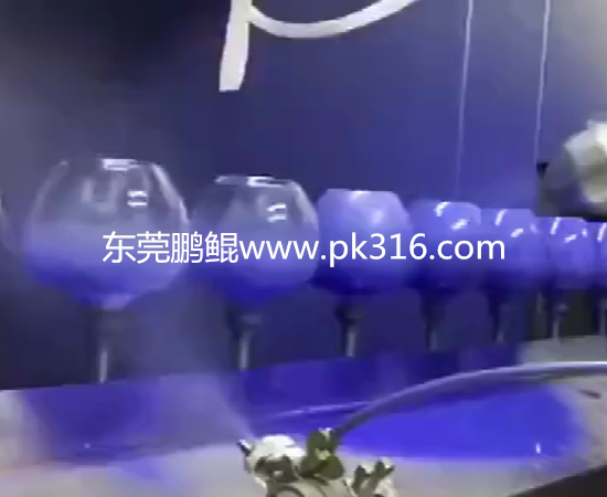 玻璃杯噴涂機(jī)器