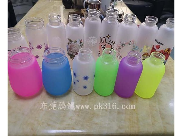 惠州噴涂硅膠手感油設(shè)備，廠價(jià)直銷品質(zhì)優(yōu)良!