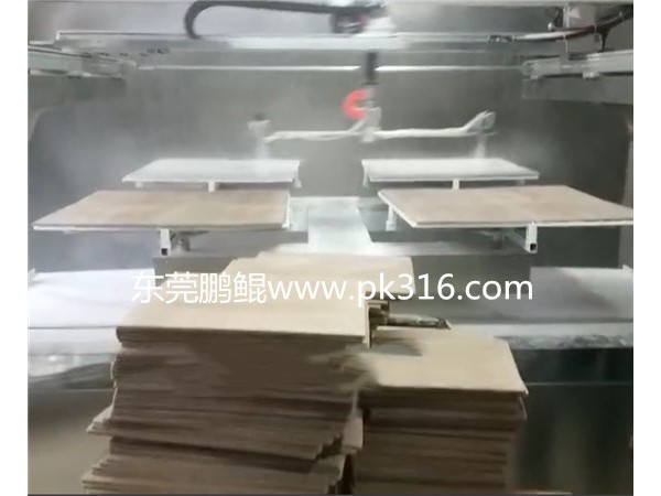 木制品自動(dòng)噴漆設(shè)備